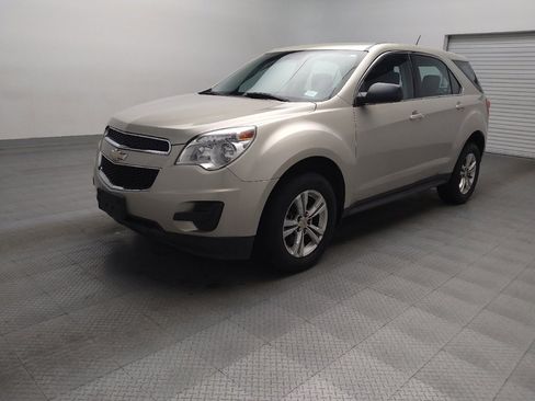 Used 2015 Chevrolet Equinox LS image 2