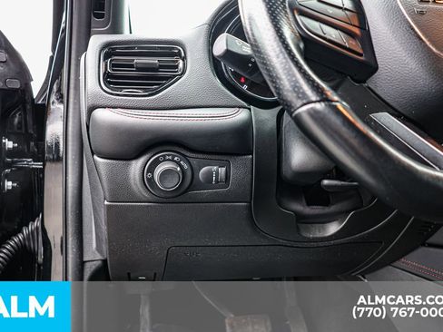 Used 2023 Dodge Durango GT image 27