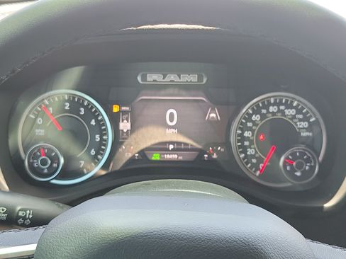 Used 2025 RAM 1500 Big Horn AWD/4WD image 19
