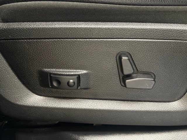 Used 2023 RAM 2500 Laramie AWD/4WD image 59