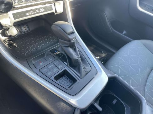 Used 2023 Toyota RAV4 XLE image 37