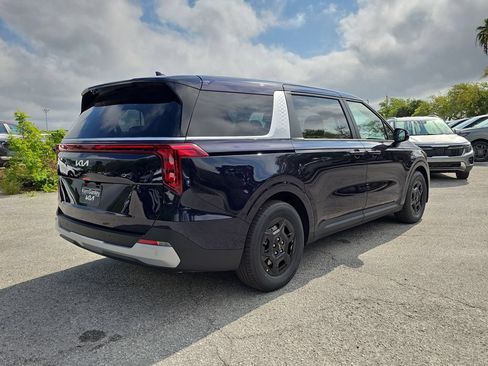 New 2026 Kia Carnival FWD image 8