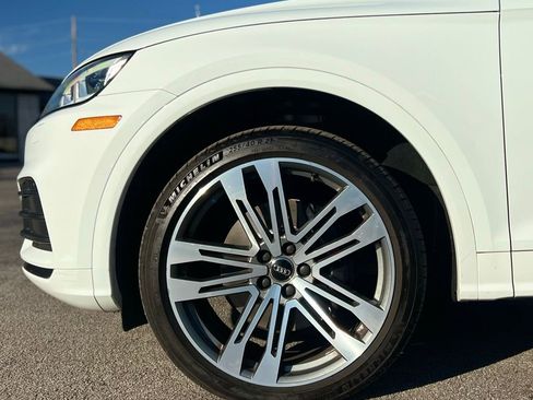Used 2019 Audi SQ5 Premium Plus w/ Premium Plus Package image 40
