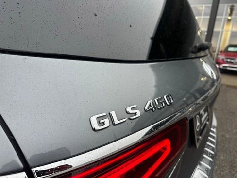 Certified 2022 Mercedes-Benz GLS 450 4MATIC image 11