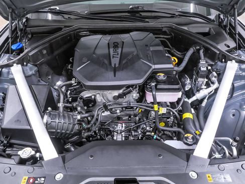 Certified 2026 Genesis G70 2.5T AWD/4WD image 22