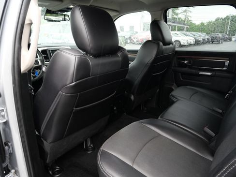 Used 2017 RAM 1500 Laramie AWD/4WD image 20