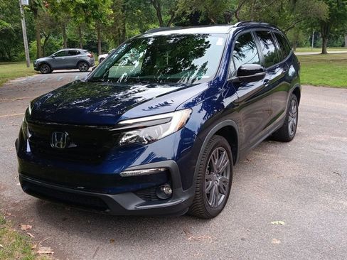 Used 2022 Honda Pilot Sport image 1