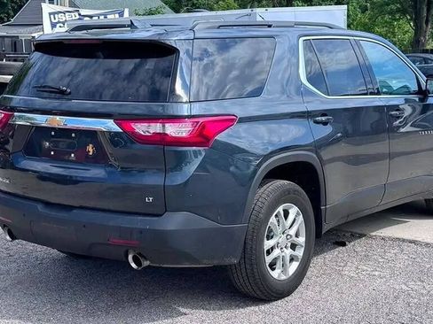 Used 2019 Chevrolet Traverse LT FWD image 6