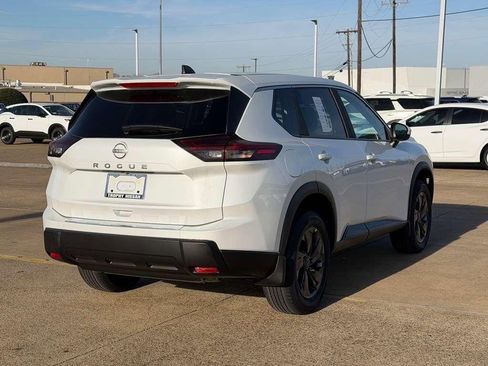 New 2026 Nissan Rogue SV FWD image 6