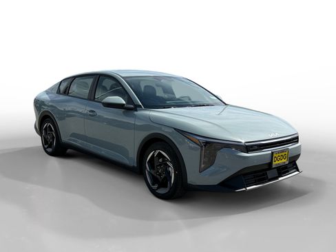 New 2026 Kia K4 EX image 7