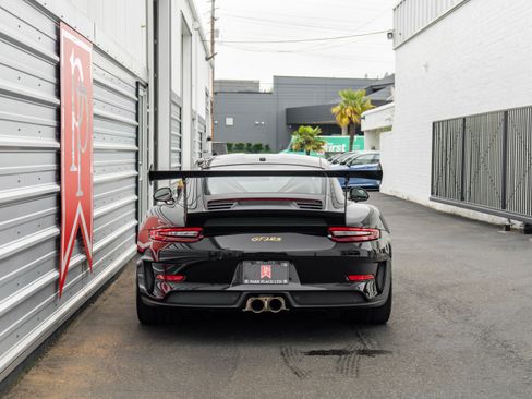 Used 2019 Porsche 911 GT3 RS RWD image 40