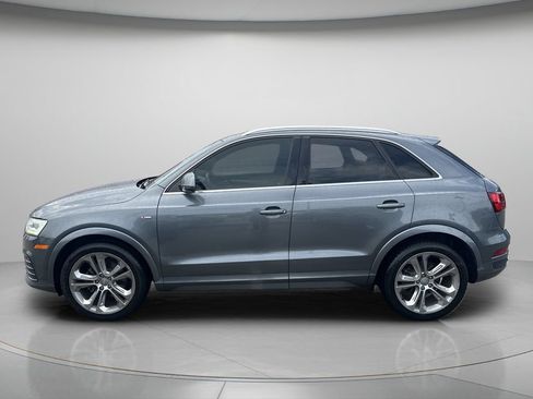 Used 2017 Audi Q3 2.0T Prestige w/ Prestige Package AWD/4WD image 4