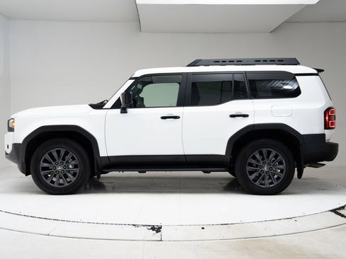 Used 2025 Toyota Land Cruiser AWD/4WD image 2