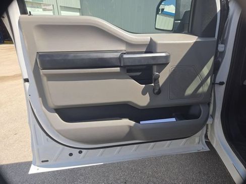 Used 2018 Ford F150 XL RWD image 12