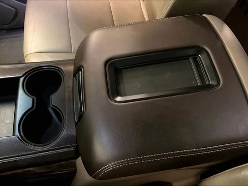 Used 2017 Chevrolet Tahoe LT image 16