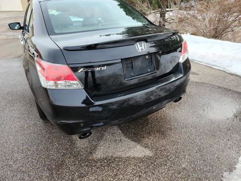 Used 2010 Honda Accord EX-L image 9