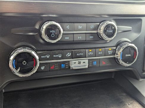 Used 2024 Ford F250 Lariat w/ Sport Appearance Package image 19