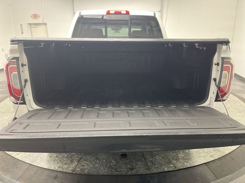 Used 2018 GMC Sierra 1500 Denali w/ Denali Ultimate Package image 34