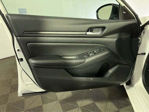 Certified 2025 Nissan Altima 2.5 SV image 21