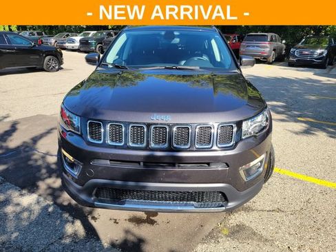 Used 2019 Jeep Compass Limited AWD/4WD image 8