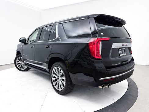 Used 2023 GMC Yukon Denali w/ Denali Reserve Package image 2