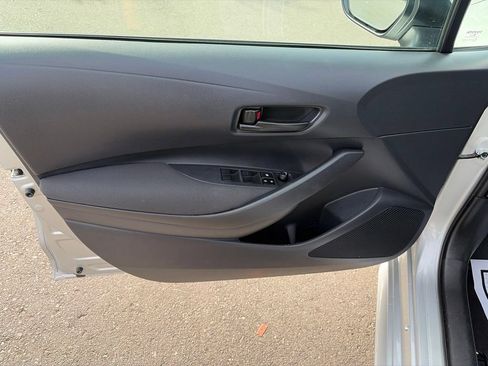 Used 2025 Toyota Corolla LE FWD image 23