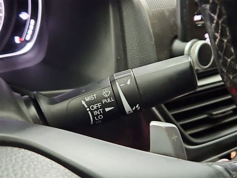 Used 2019 Honda Accord Sport image 25