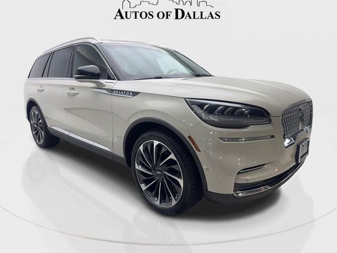 Used 2022 Lincoln Aviator Reserve w/ Equipment Group 201A image 4