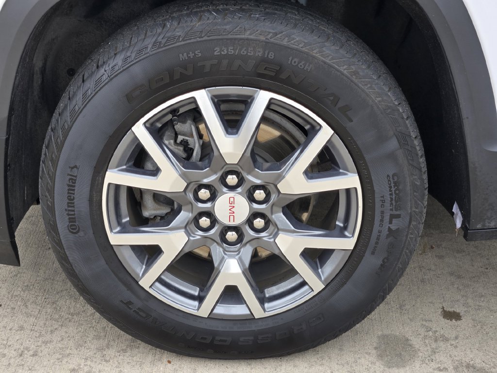 Used 2023 GMC Acadia SLT w/ Preferred Package AWD/4WD image 8
