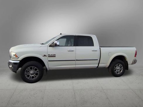 Used 2017 RAM 2500 Laramie image 3