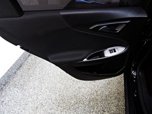 Used 2020 Chevrolet Malibu LT image 9