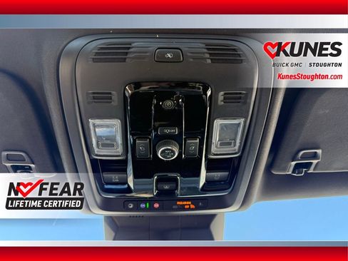 Used 2025 Cadillac Escalade Premium Luxury w/ Touring Package image 36