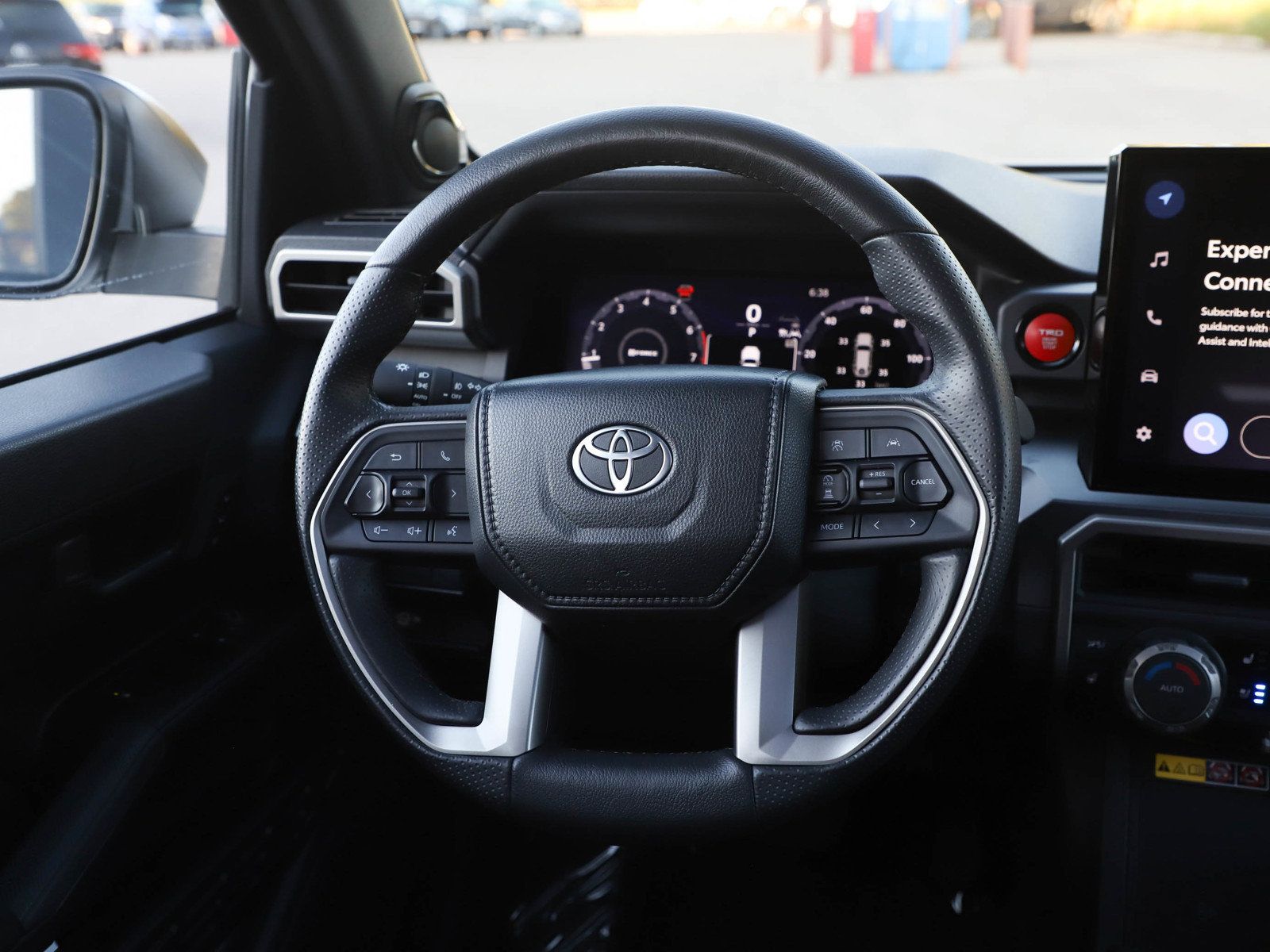 Used 2025 Toyota 4Runner TRD Off-Road Premium w/ Tow Technology Package AWD/4WD image 17
