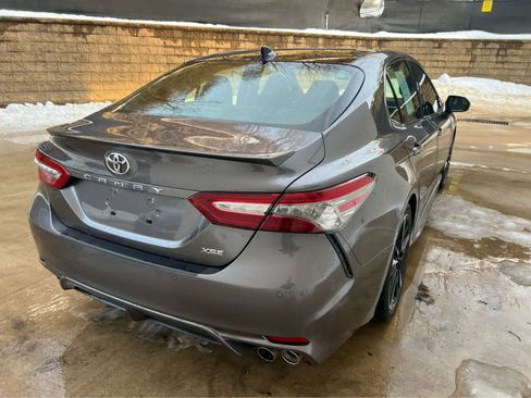 Used 2018 Toyota Camry XSE w/ Driver Assist Package image 4