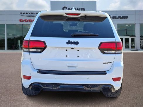 Used 2021 Jeep Grand Cherokee SRT image 5