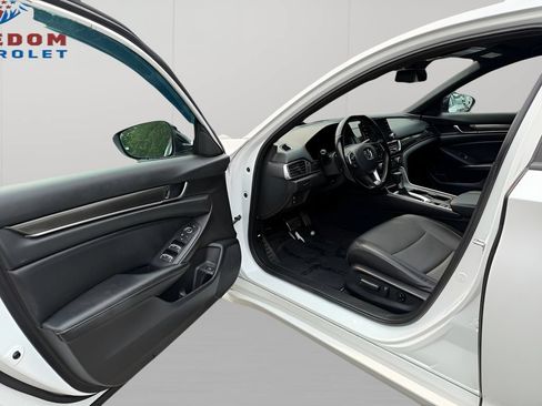 Used 2022 Honda Accord Sport image 14