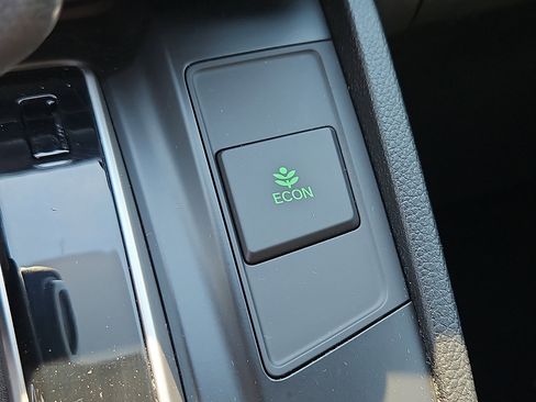 Used 2018 Honda CR-V LX image 24