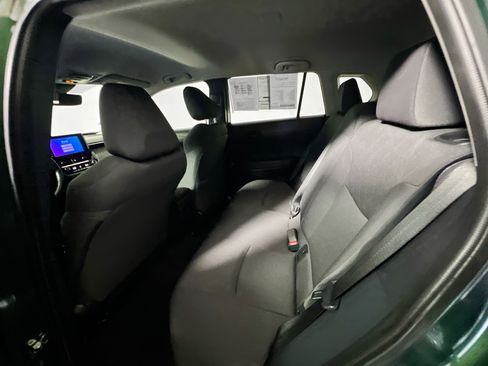 Used 2024 Toyota Corolla Cross LE FWD image 29
