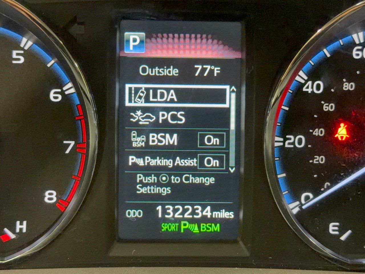 Used 2016 Toyota RAV4 XLE w/ Convenience Package AWD/4WD image 26