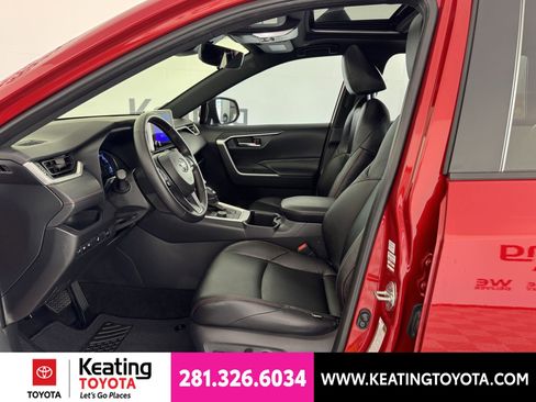 Certified 2025 Toyota RAV4 SE w/ Weather & Moonroof Package AWD/4WD image 16