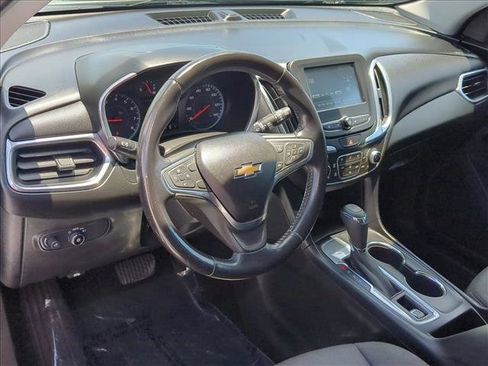 Used 2018 Chevrolet Equinox LT FWD image 10
