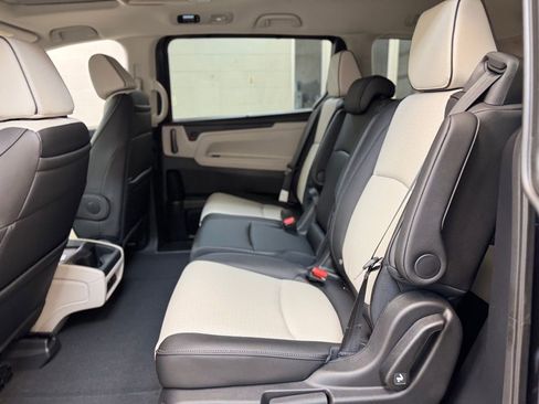 New 2026 Honda Odyssey Elite image 15