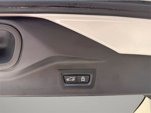 Used 2020 BMW X7 xDrive40i w/ Premium Package AWD/4WD image 48