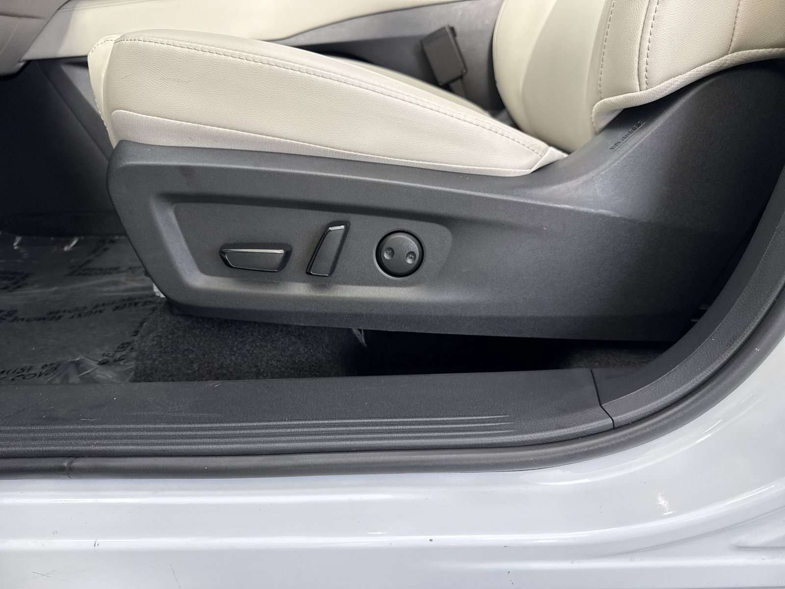 Certified 2025 Nissan Murano SL w/ Cargo Package AWD/4WD image 24