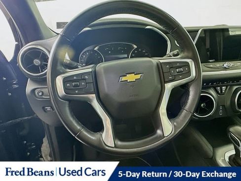 Used 2022 Chevrolet Blazer LT image 12