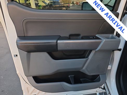 Used 2024 Ford F150 XLT w/ Mobile Office Package image 44