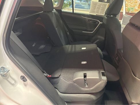 Used 2024 Toyota RAV4 LE image 31