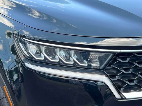 Certified 2023 Kia Sorento LX FWD image 9