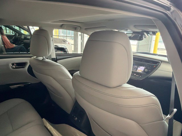 Used 2017 Toyota Avalon Limited FWD image 12