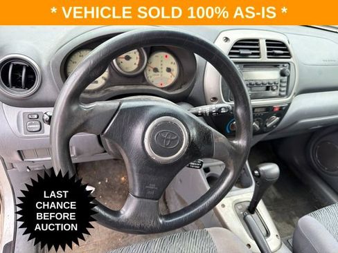Used 2001 Toyota RAV4 2WD w/ "L" Pkg image 17